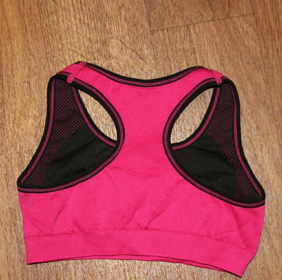 Puma Sport Lifestyle Sports Bra New Small - Picture 2 of 3